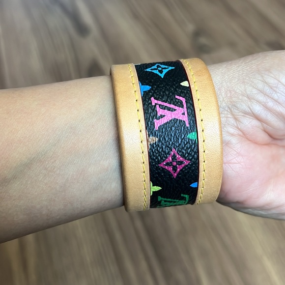 A122- 💯 % authentic Louis Vuitton multicolor bracelet - Picture 4 of 13